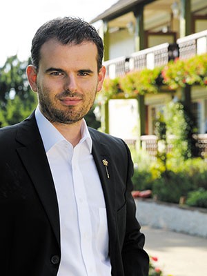 Nicolas Decker Propriétaire et dirigeant du Relais & Châteaux La Cheneaudière