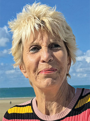 DR HÉLÈNE GAUMERAIS Médecin du sport formée en hypnose et médecine générale