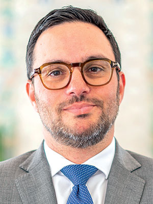 MARC FIGUEIREDO Directeur Général Hôtel Royal*****