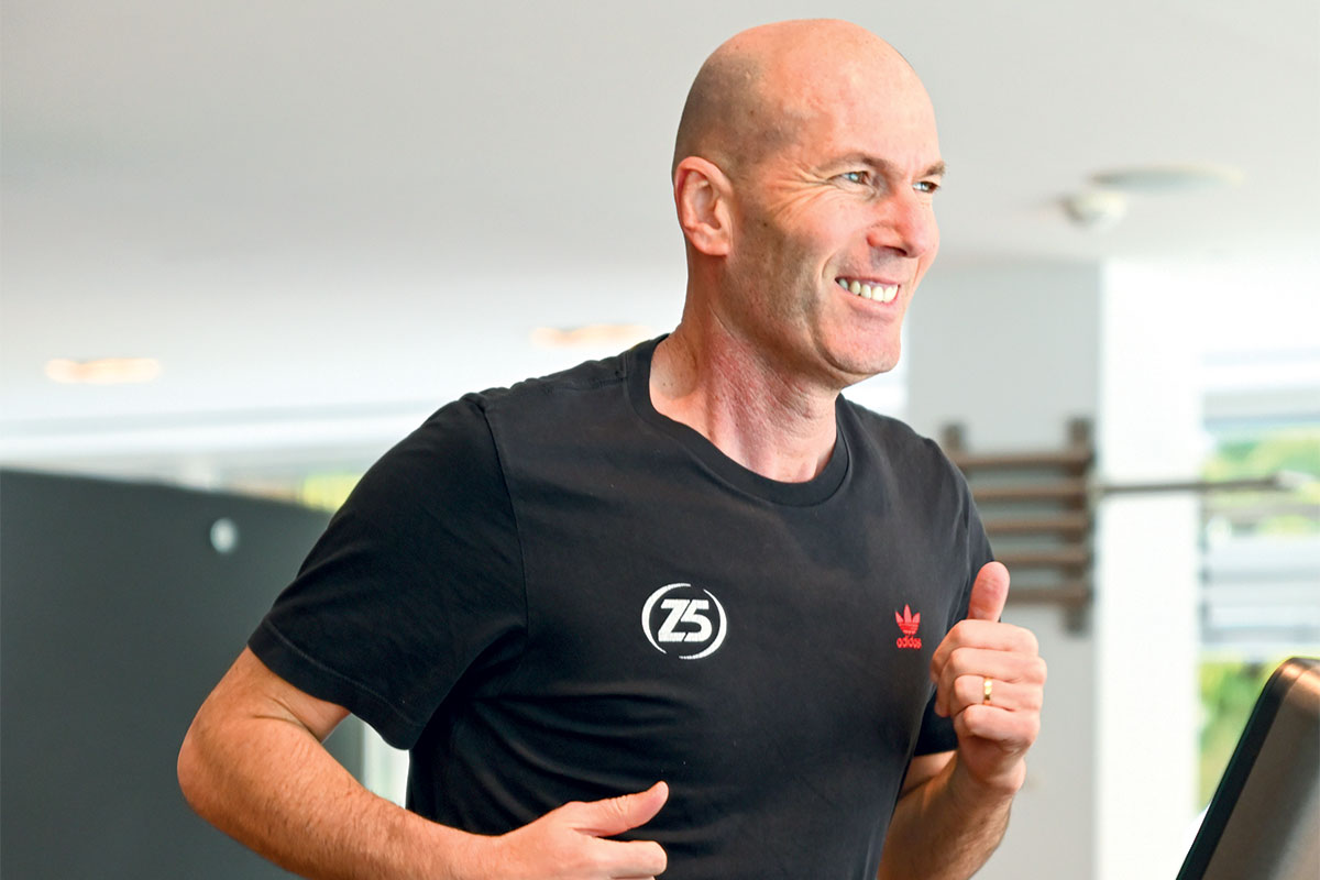 Fidèle au Palace Merano depuis près de 30 ans et légende du football mondial, Zinédine Zidane devient ambassadeur du Palace Merano. Il accompagnera également le premier Spa médical d’Italie dans le développement de nouveaux programmes et initiatives bien-être.