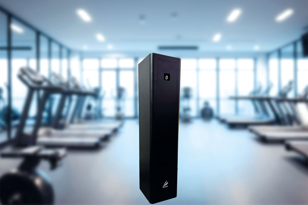 Le diffuseur Breezy se pilote à distance grâce à l'application CamylleAir qui permet de programmer et de personnaliser facilement les horaires et l’intensité de diffusion. Les flacons en aluminium vissables de 1000 ml garantissent une utilisation simple et une autonomie pouvant aller jusqu’à plusieurs mois, selon les réglages.