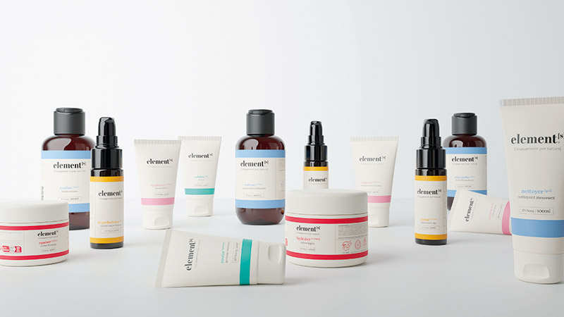 La gamme element[S], qui s’est récemment refait une beauté (formules et packagings), fait son entrée dans le Green Book 2 by pbi.