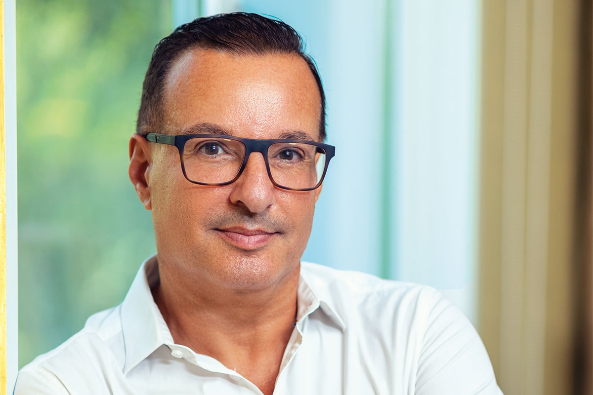 « Nous venons d’obtenir la médaille Platinum EcoVadis, ce qui nous classe parmi le 1 % des entreprises les plus vertueuses au monde. » RIADH BOUAZIZ PDG du groupe RKF