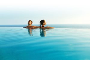 La Gen Z change les règles du luxe hôtelier, du prestige à l’expérience, du service au bien-être