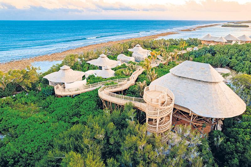 Situé aux Maldives, le Spa de l’hôtel 5* Soneva Jani est le premier établissement hors de France à avoir reçu la labellisation Établissement bien-être durable.