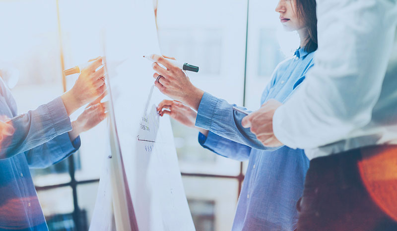 Nous avons travaillé sur l’architecture de la carte. Pas sur les soins eux-mêmes, mais sur leur organisation, en clarifiant les intentions et en réduisant certaines redondances, afin de rendre chaque parcours immédiatement identifiable.