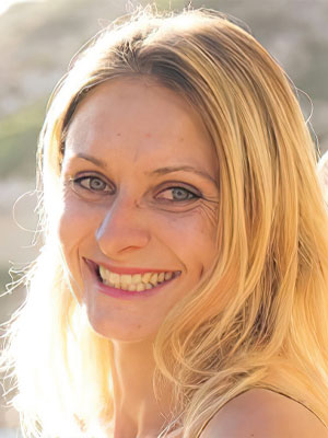 Isabelle JAN Chargée de relation client & responsable développement du Label Ecocert « Établissement bien-être durable »