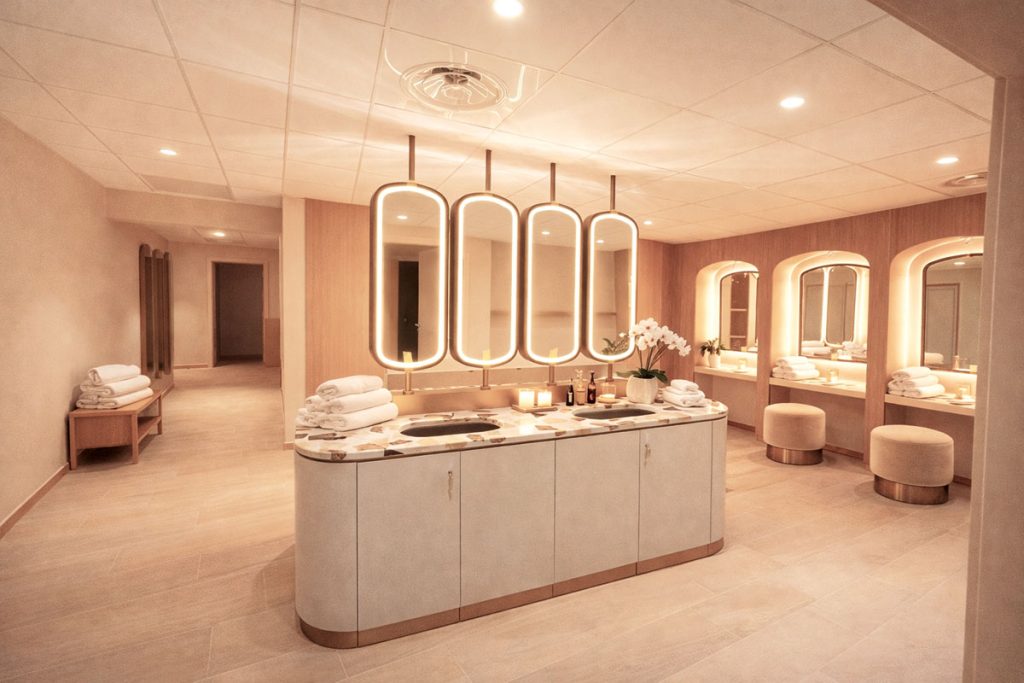 Marina Baie des Anges Hôtel, un Spa de 700 m² sous les pyramides