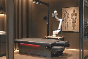 Gharieni lance Cobotics Innovations le premier cobot full-body du Wellness